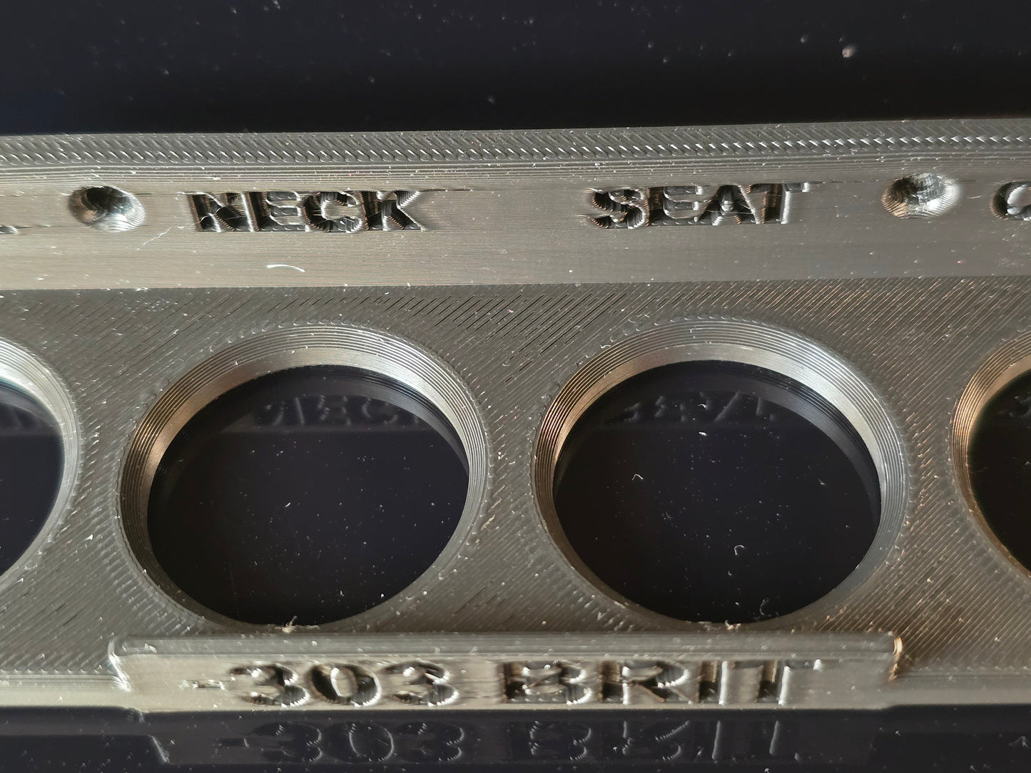 3D PRINTED CALIBRE DIE RACK